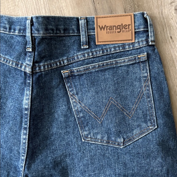 Wrangler Jeans - Picture 3 of 4